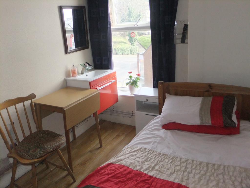 Heavenly Nights Guest House Sheffield Exteriör bild